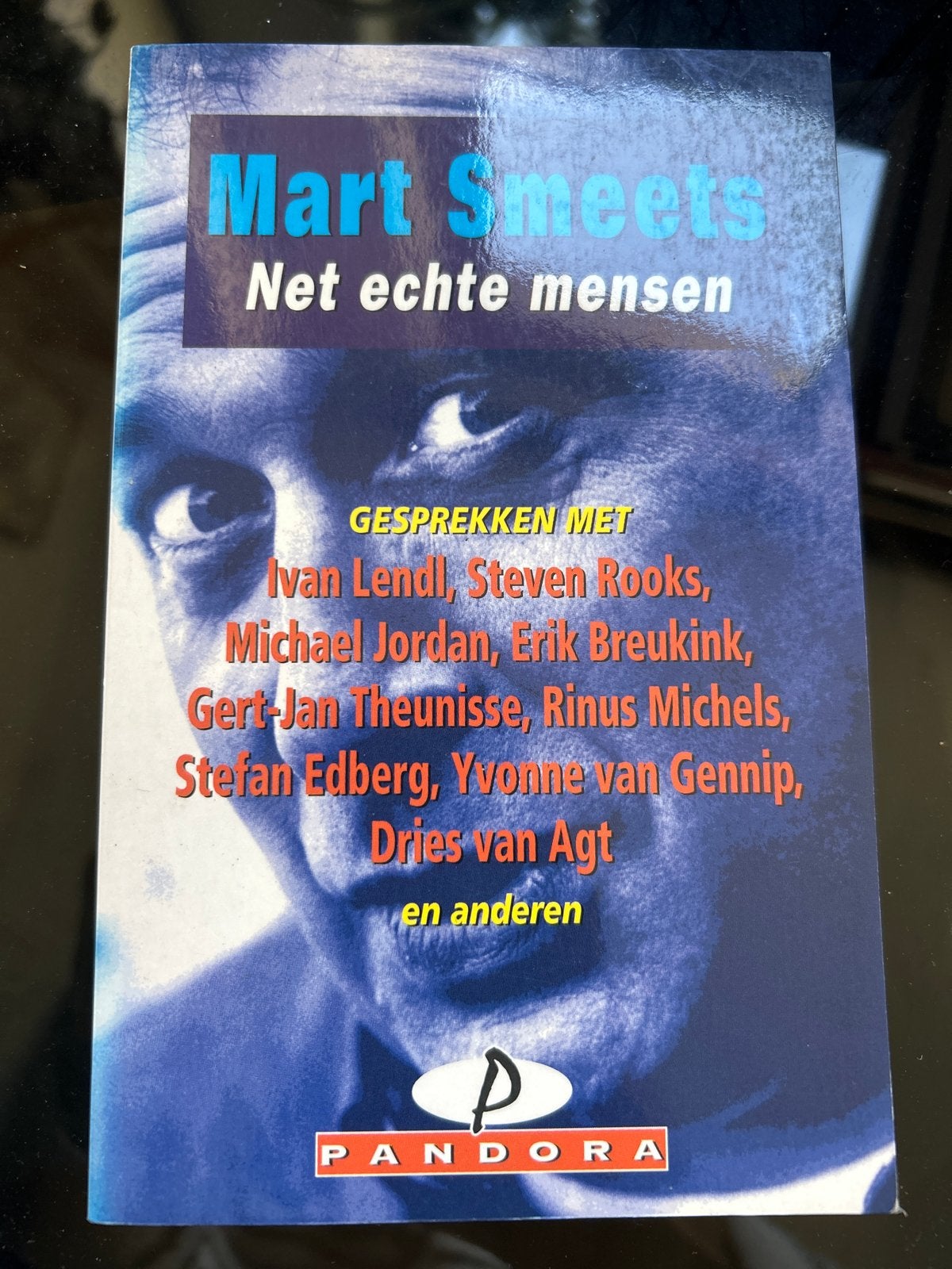 Mart Smeets - Net echte mensen (Gesprekken met sporters), Ophalen of Verzenden, Gelezen, Overige sporten