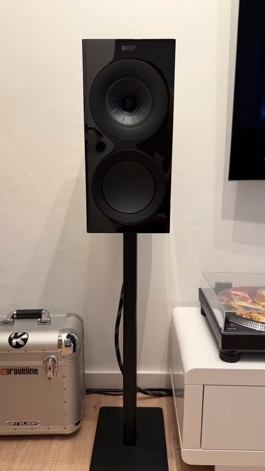 KEF R 3 Total Black