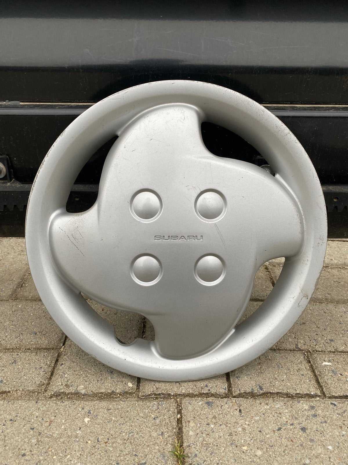 1 originele Subaru vivio wieldop 13” inch, Auto diversen, Wieldoppen, Ophalen of Verzenden, Gebruikt