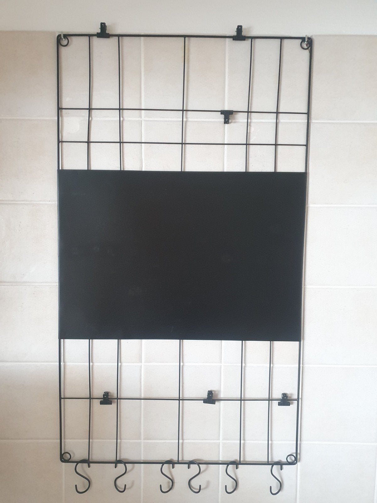 Zwart metalen magneetbord met haken (105x60cm), Ophalen, Gebruikt, Magneetbord