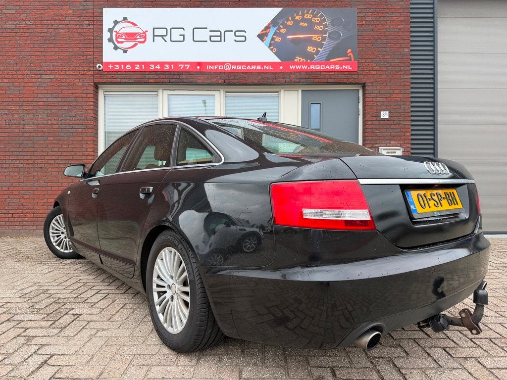 Audi A6 Limousine 2.4 Pro Line / Navi / Leder / PDC / AUT NA, Auto's, Audi, Met garantie (alle), Zwart, Bedrijf, Parkeersensor