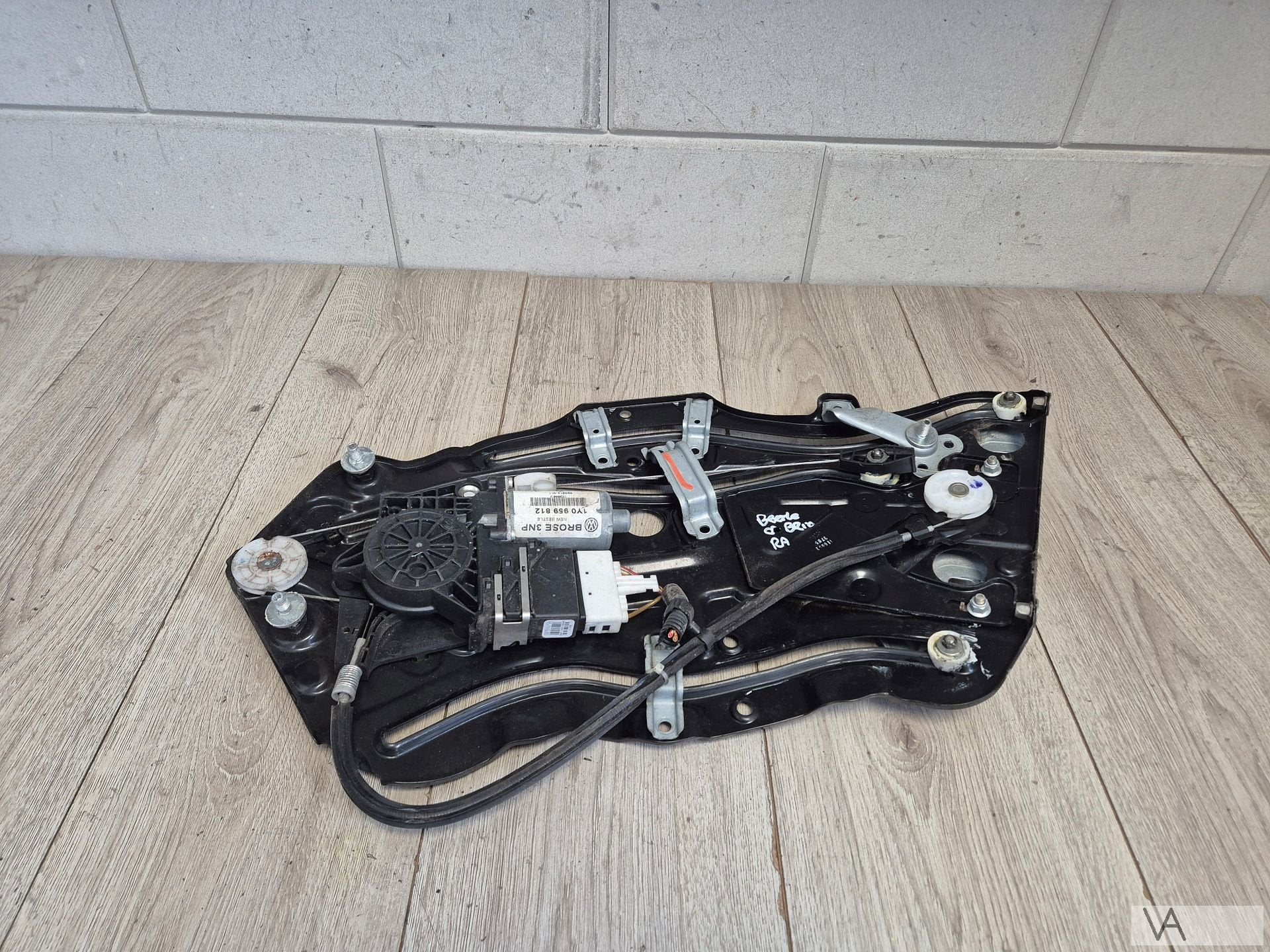Raammechanisme rechts ACHTER  VW New Beetle cabriolet €300, Auto-onderdelen, Gebruikt, -, Volkswagen, -