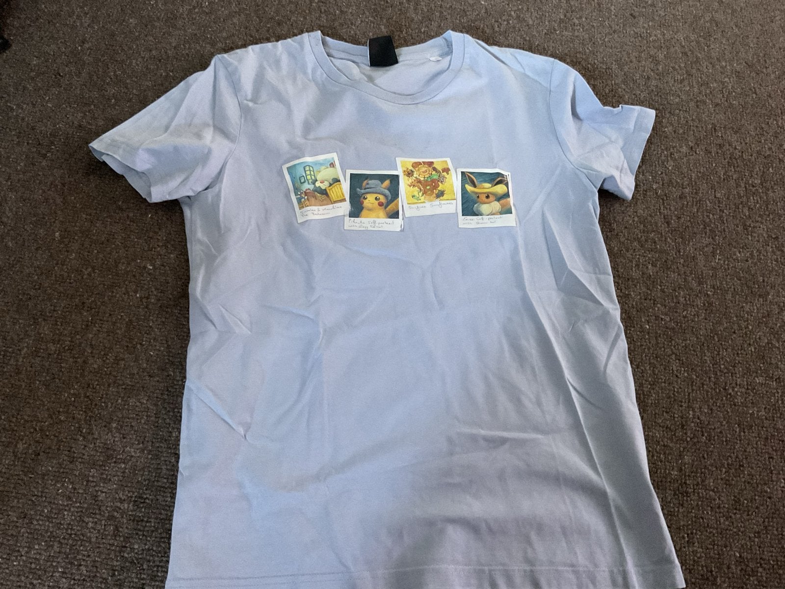 Pokémon x Van Gogh Museum T-shirt - Maat S, Ophalen of Verzenden, Zo goed als nieuw, Maat 46 (S) of kleiner, Blauw