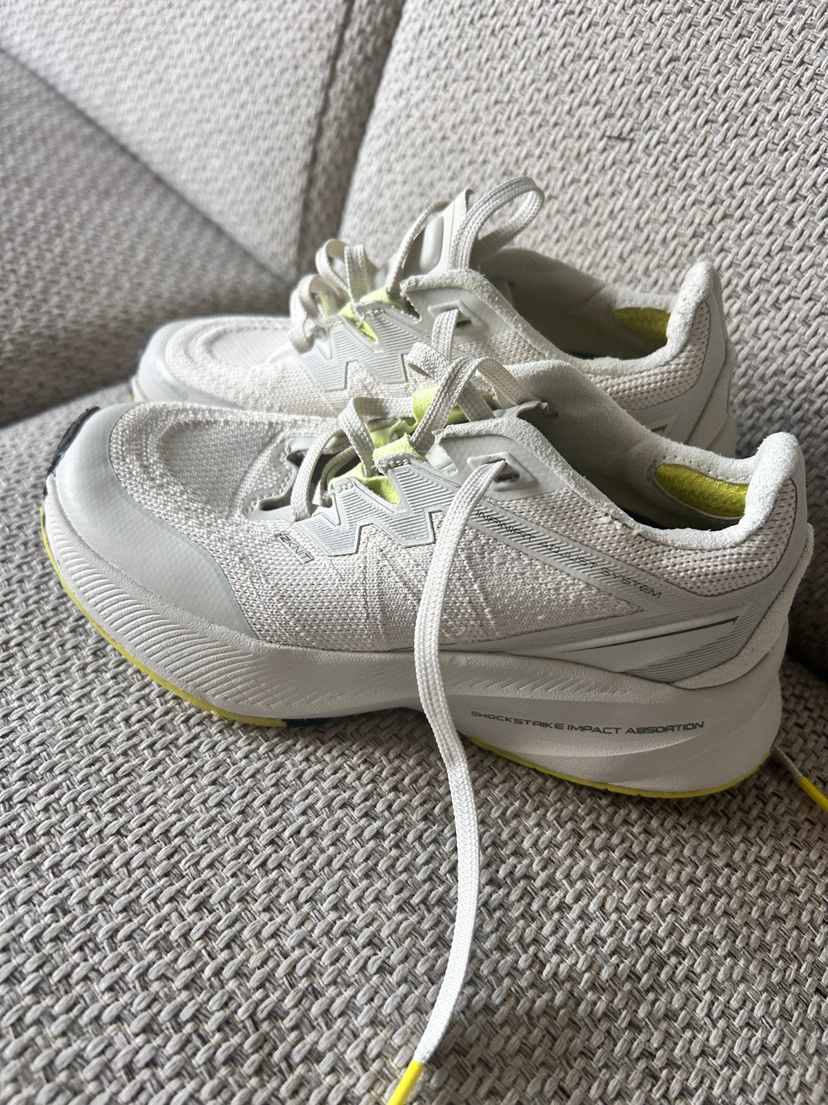 Zara sneakers maat 29 (valt als 27/28) - Zo goed als nieuw, Ophalen of Verzenden, Zo goed als nieuw, Schoenen