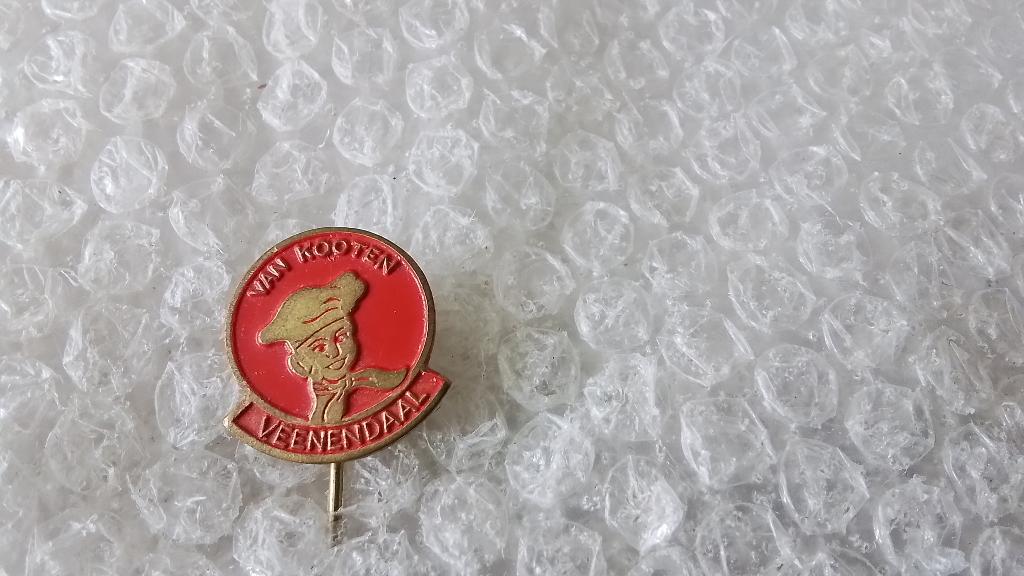 Speldje VAN kooten brood en banket uit Veenendaal, Verzamelen, Ophalen of Verzenden, Zo goed als nieuw