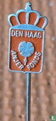 Speldje - Den Haag Anjerfonds, Verzamelen, Ophalen of Verzenden, Zo goed als nieuw, Stad of Land, Speldje of Pin