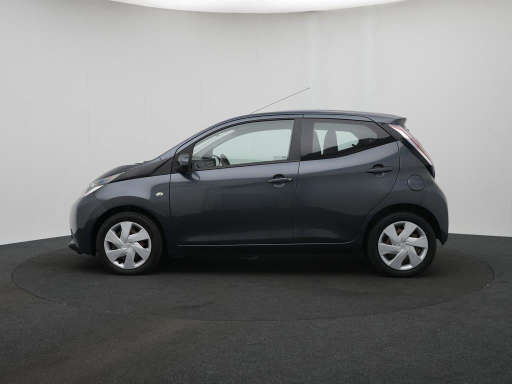 Toyota Aygo 1.0 VVT-i x-play | Achteruitrijcamera | Climate, Auto's, Toyota, Voorwielaandrijving, 12 maanden, Stof, Gebruikt