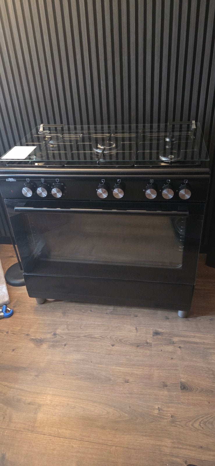 Vrijstaand gasfornuis met oven - Zwart, Witgoed en Apparatuur, Fornuizen, Gebruikt, 60 cm of meer, Ophalen of Verzenden, Gas