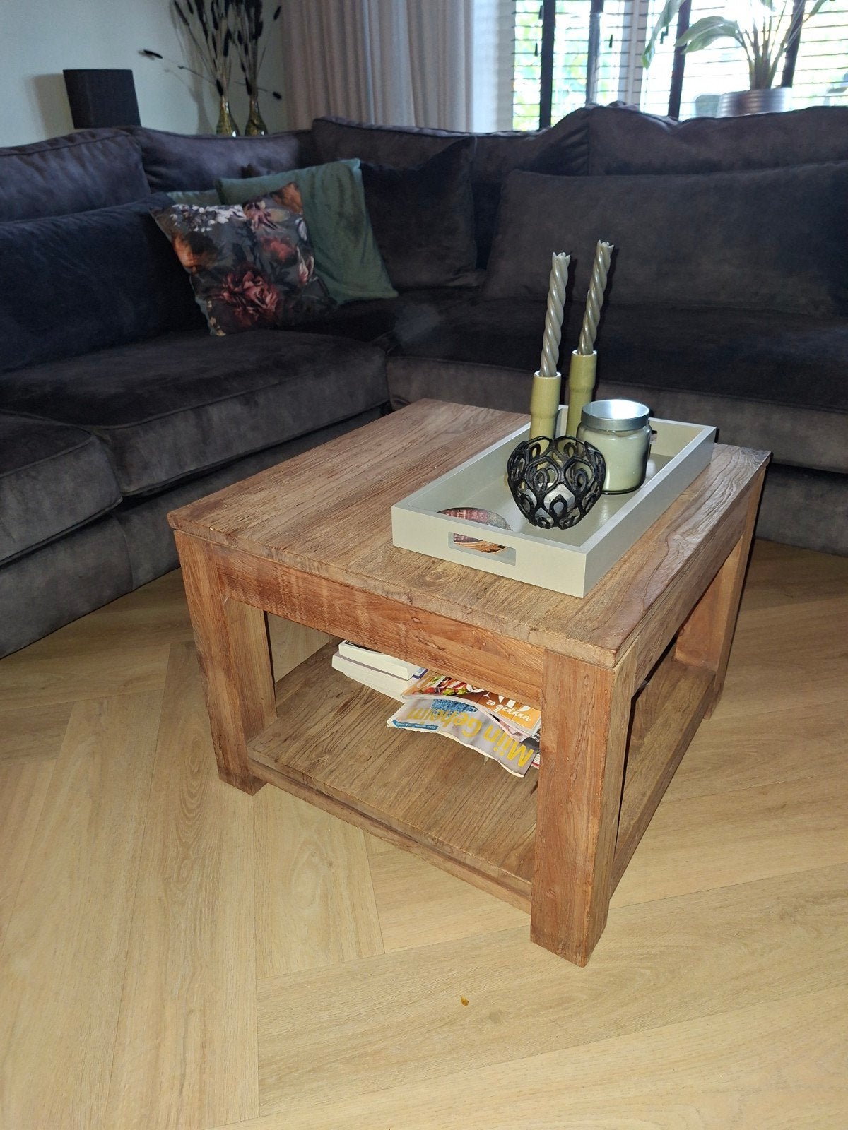 Salontafel van massief hout., Huis en Inrichting, Ophalen, 50 tot 100 cm, Vierkant, 50 tot 100 cm