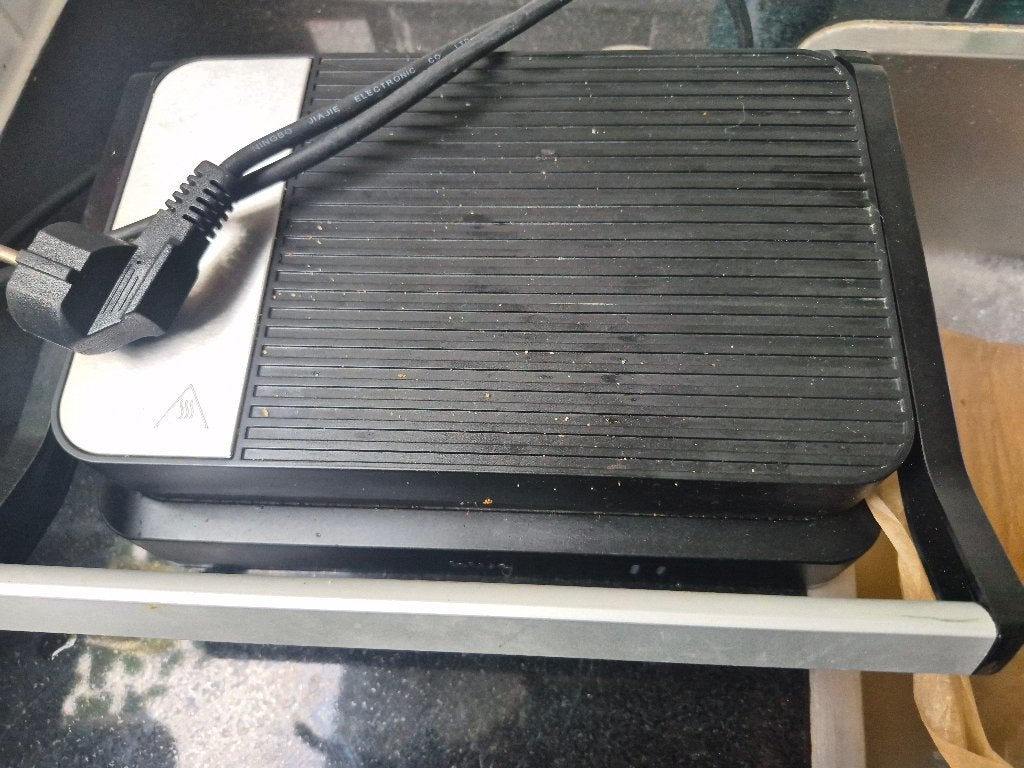 Blue Home Contactgrill, Grillplaat,  Compact (art. AHCG01BK), Ophalen, Gebruikt, Tafelgrill