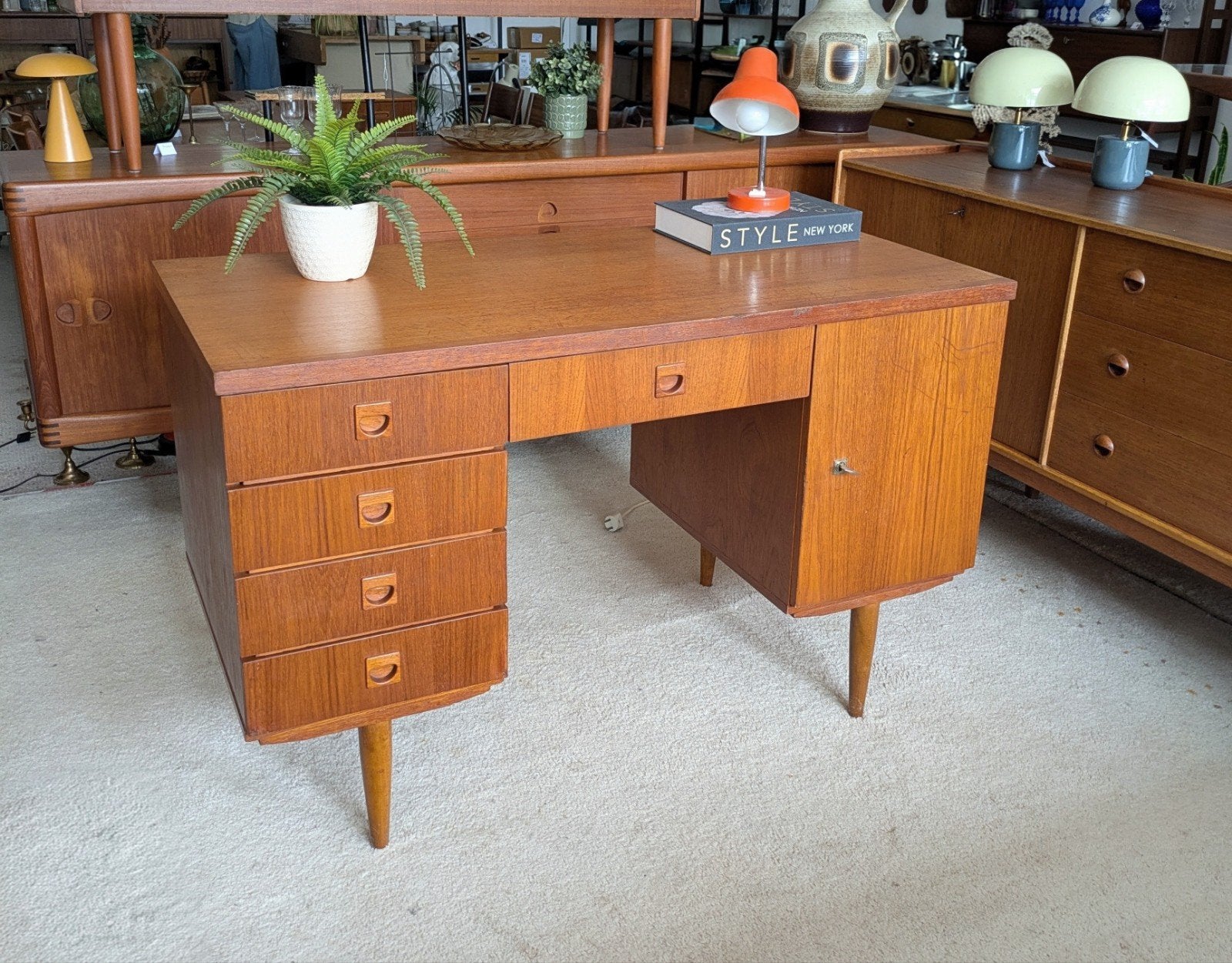 Prachtig vintage midcentury bureau, Ophalen, Gebruikt, ., .