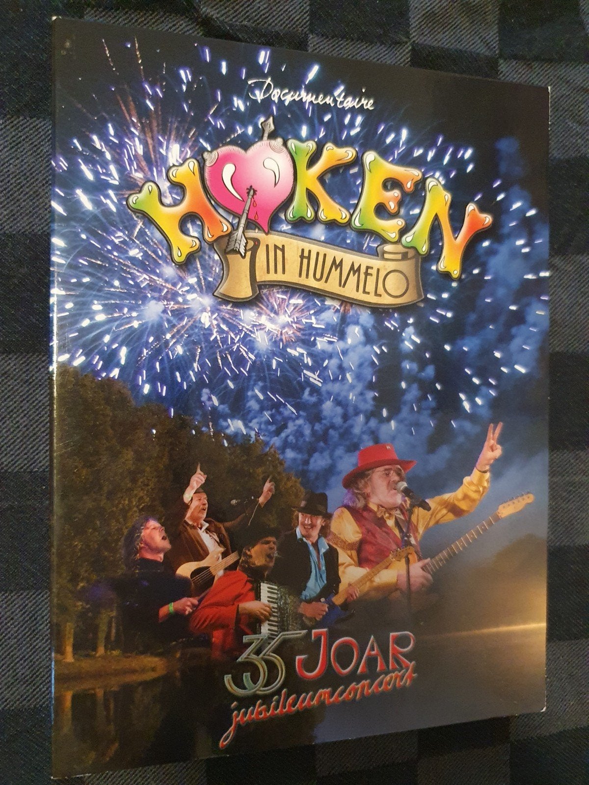 normaal cd + dvd hoken in hummelo zeldzaam ! (2011), Verzenden, Zo goed als nieuw, Levenslied of Smartlap