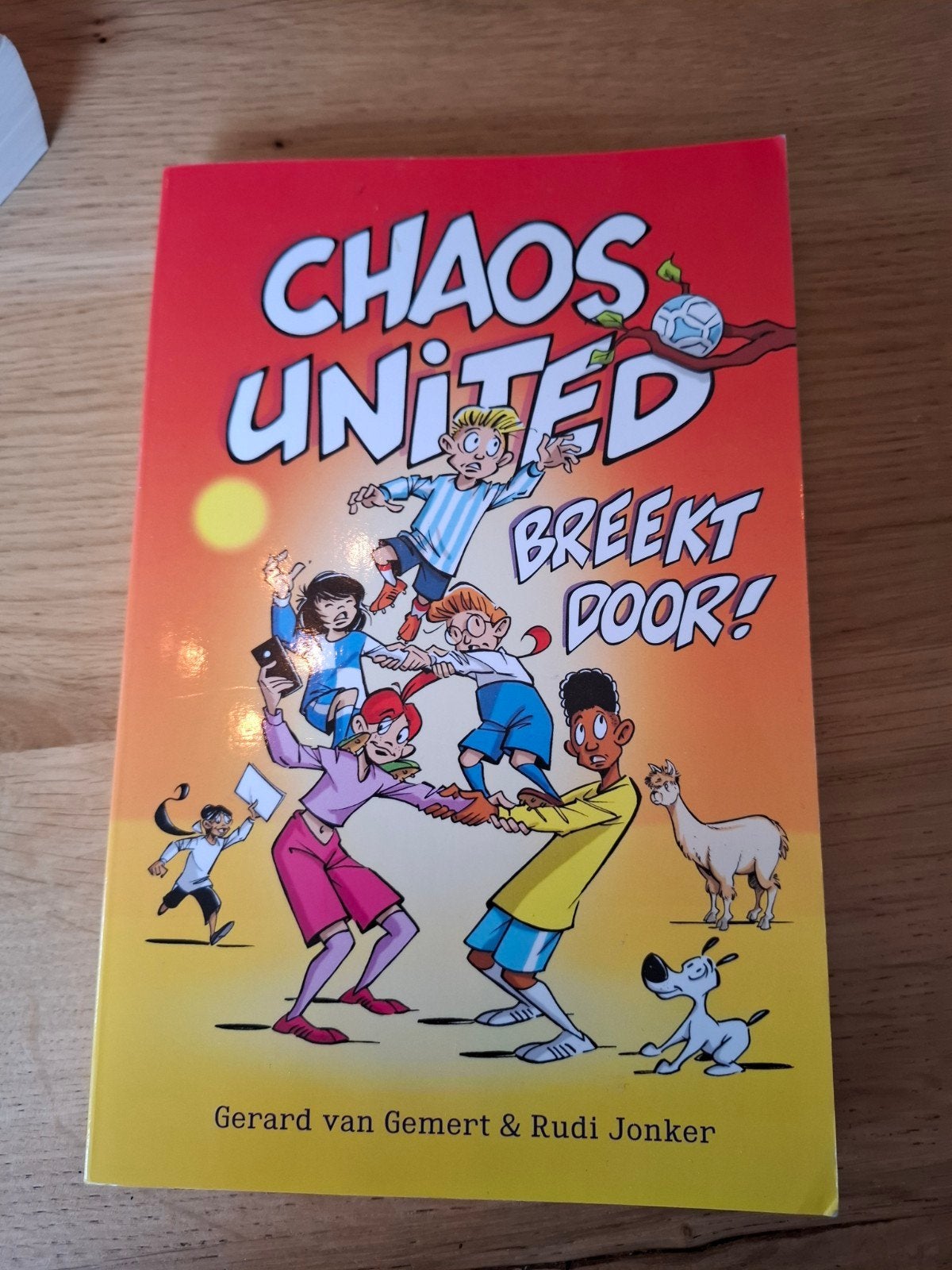 Chaos United Breekt Door! - Gerard van Gemert & Rudi Jonker, Boeken, Ophalen of Verzenden, Zo goed als nieuw, Gerard van Gemert & Rudi Jonker