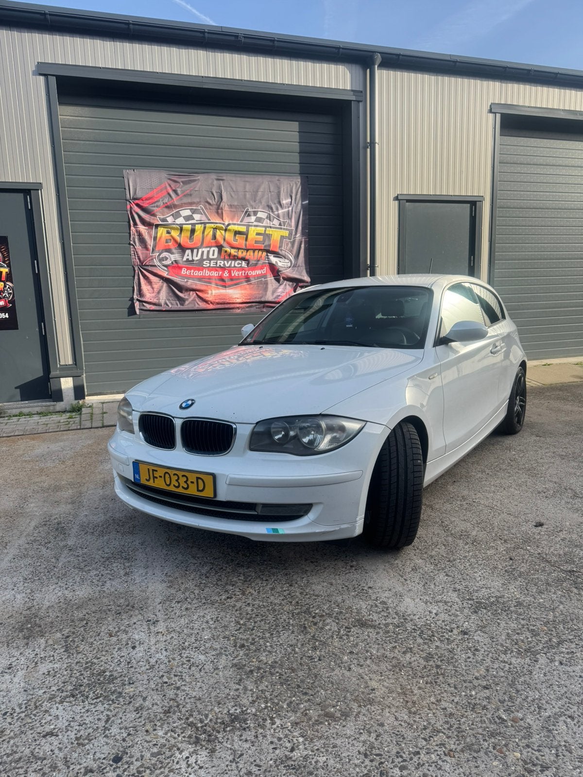 BMW 1-Serie 1.6 I 116 3DR 2009 Wit, 1-Serie, Achterwielaandrijving, 1599 cc, 4 cilinders