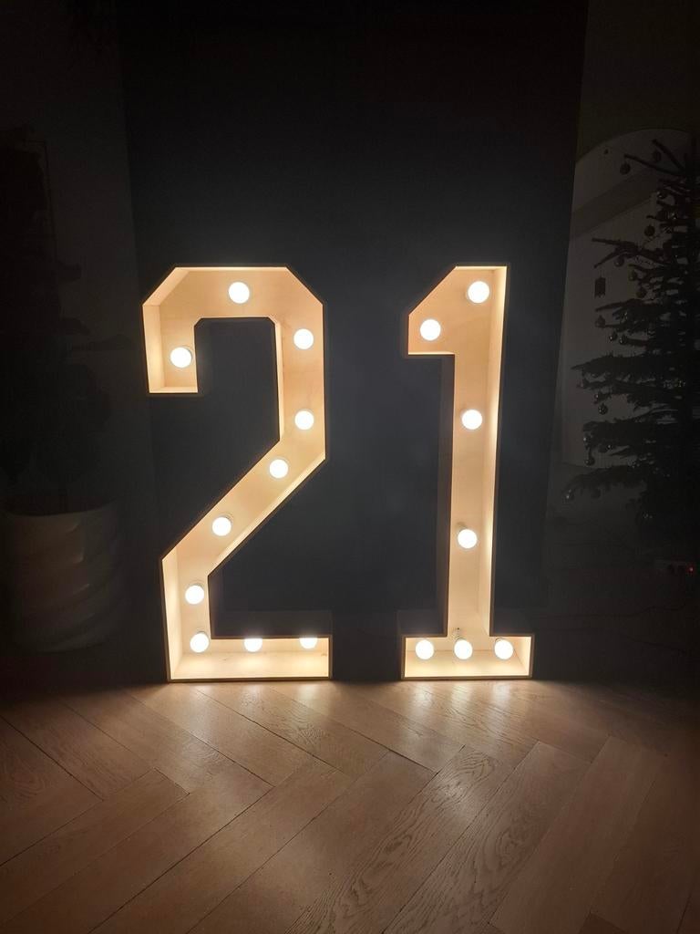 cijfers te huur 21, Ophalen, Zo goed als nieuw, Verjaardag