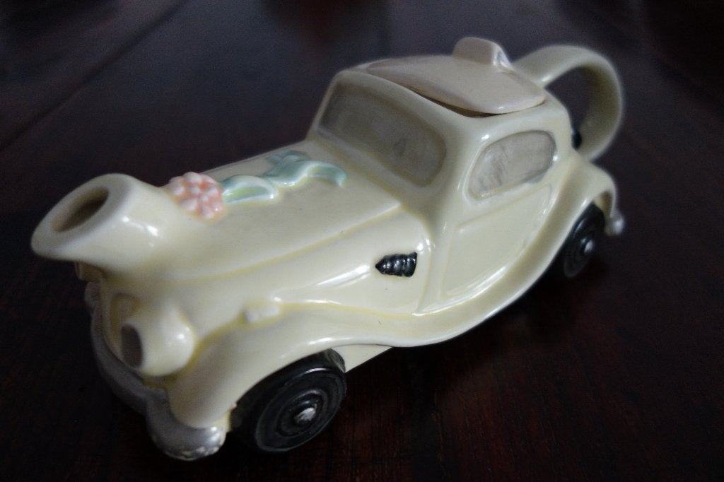 Theepot model auto, Ophalen of Verzenden, Zo goed als nieuw, Overige stijlen, Overige typen