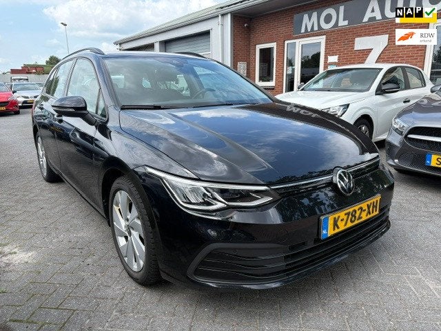 Volkswagen Golf VIII Variant 1.0 TSI Life , Navi , APK 04-27, Gebruikt, Euro 6, Zwart, Origineel Nederlands