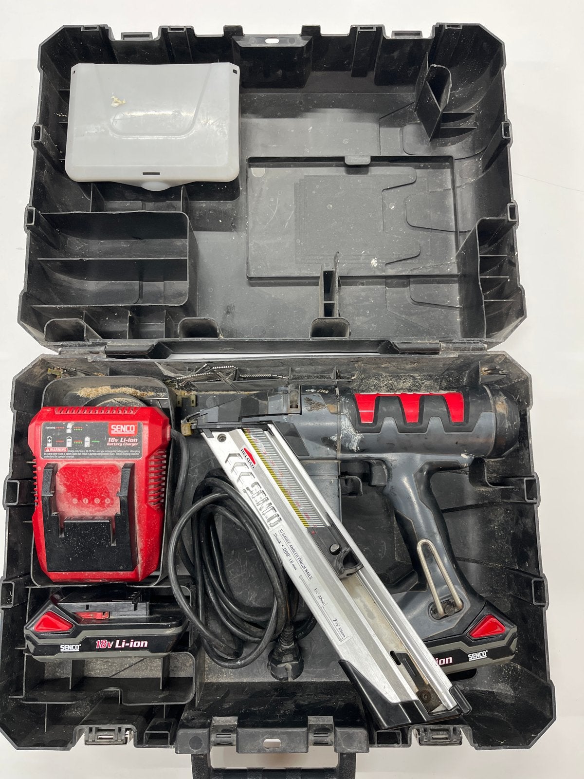 Senco FN 65 DA Tacker met 2 accu's, Ophalen, Gebruikt, Tacker/nietmachine
