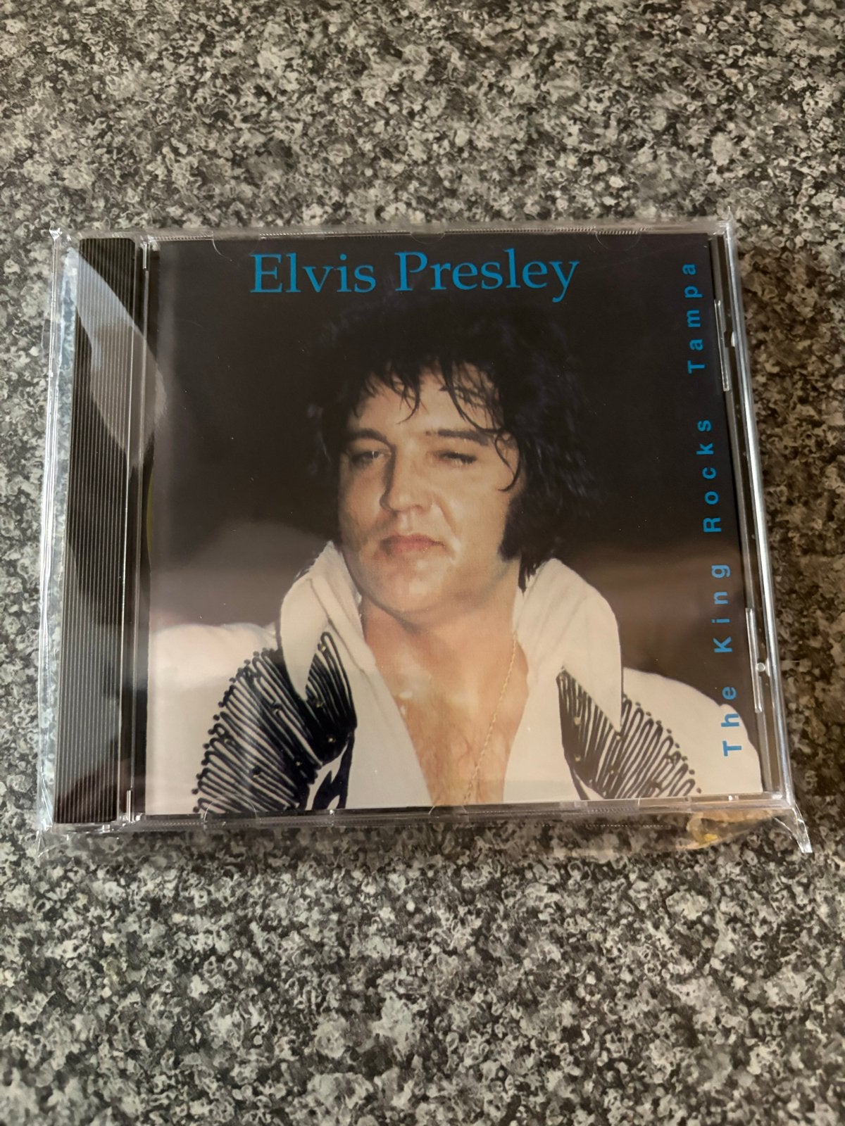 Elvis Presley The King Rocks On CD Live 1975, Pop, Ophalen of Verzenden, Live-album, Nieuw in verpakking