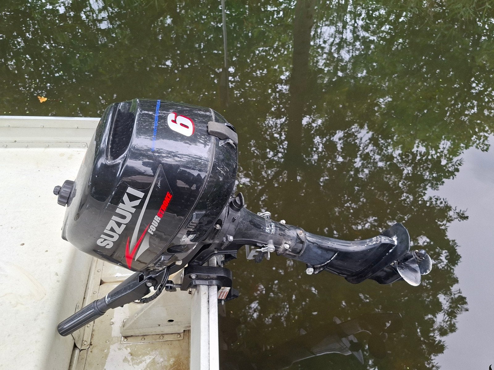 Suzuki 6pk 4takt kortstaart buitenboordmotor, Watersport en Boten, Buiten- en Binnenboordmotoren, Ophalen, 5 tot 10 pk, Viertaktmotor