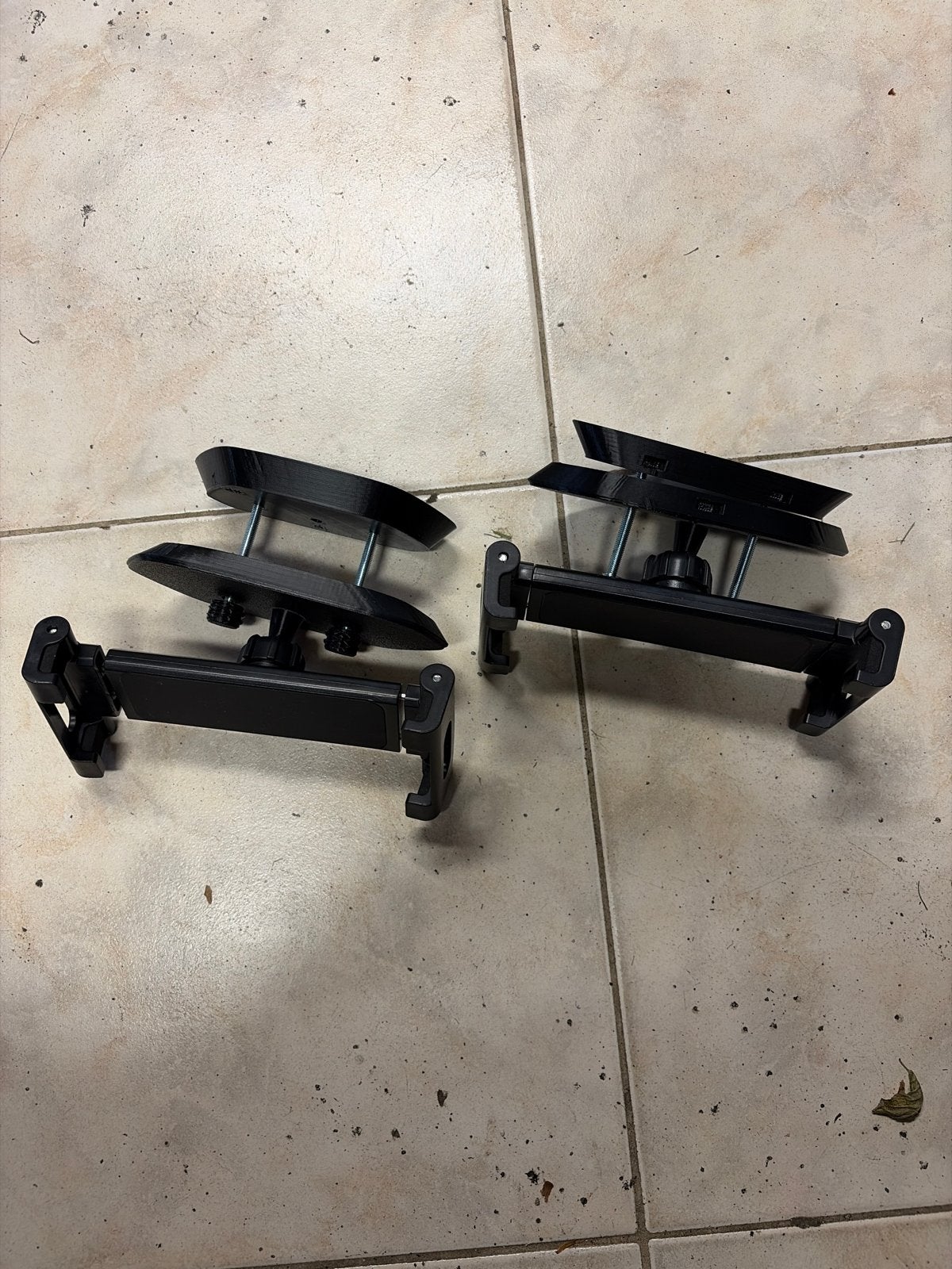 VW Tayron iPad houders - Set van 2, Auto diversen, Ophalen of Verzenden, Zo goed als nieuw