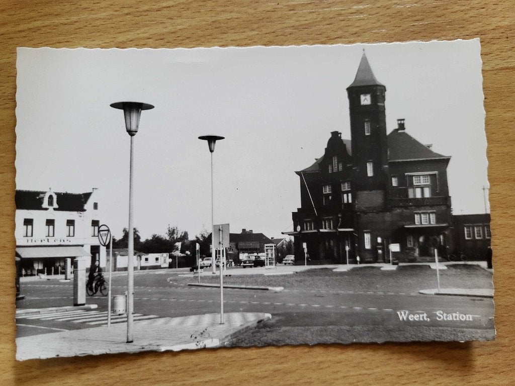 ansicht WEERT Station, Verzamelen, Ansichtkaarten | Nederland, Ophalen of Verzenden, Voor 1920, Limburg
