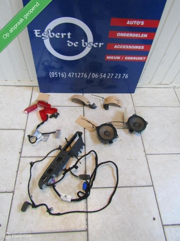 Deurpaneel onderdelen vw golf 5 lampen boxen schakelaars etc, Gebruikt, Volkswagen, Ophalen of Verzenden, Volkswagen