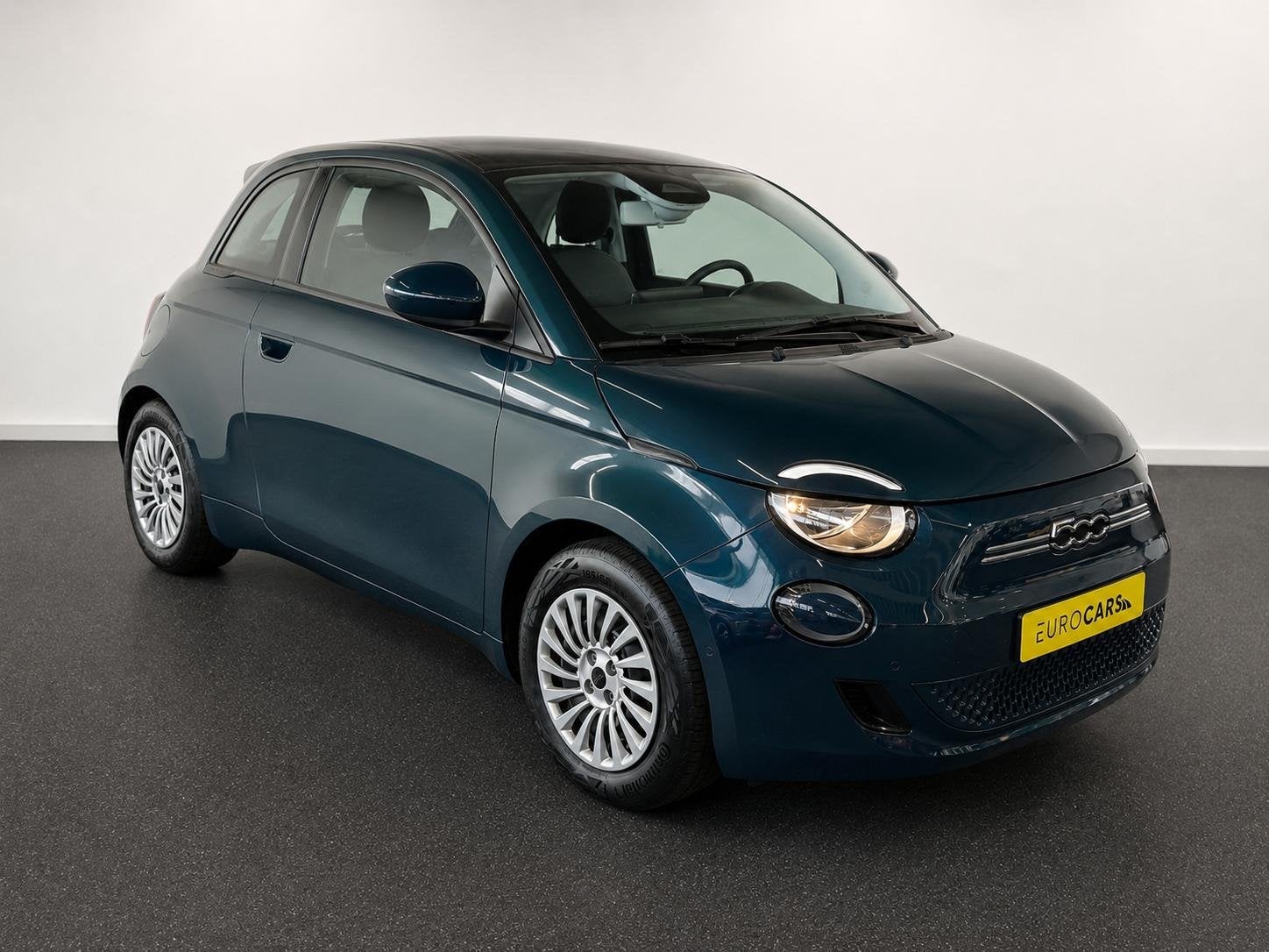 Fiat 500e 42 kWh Navigatie by Apple Carplay Android Auto cam, 1265 kg, 25 min, Geïmporteerd, 255 min