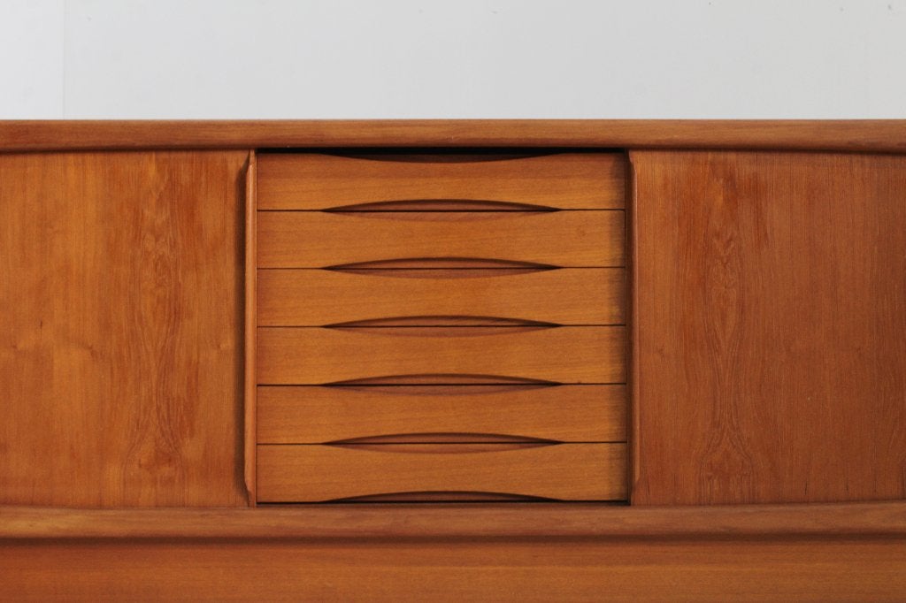 Vintage Mid Century sideboard dressoir Dyrlund jaren 60, Met plank(en), Gebruikt, Ophalen of Verzenden, 200 cm of meer