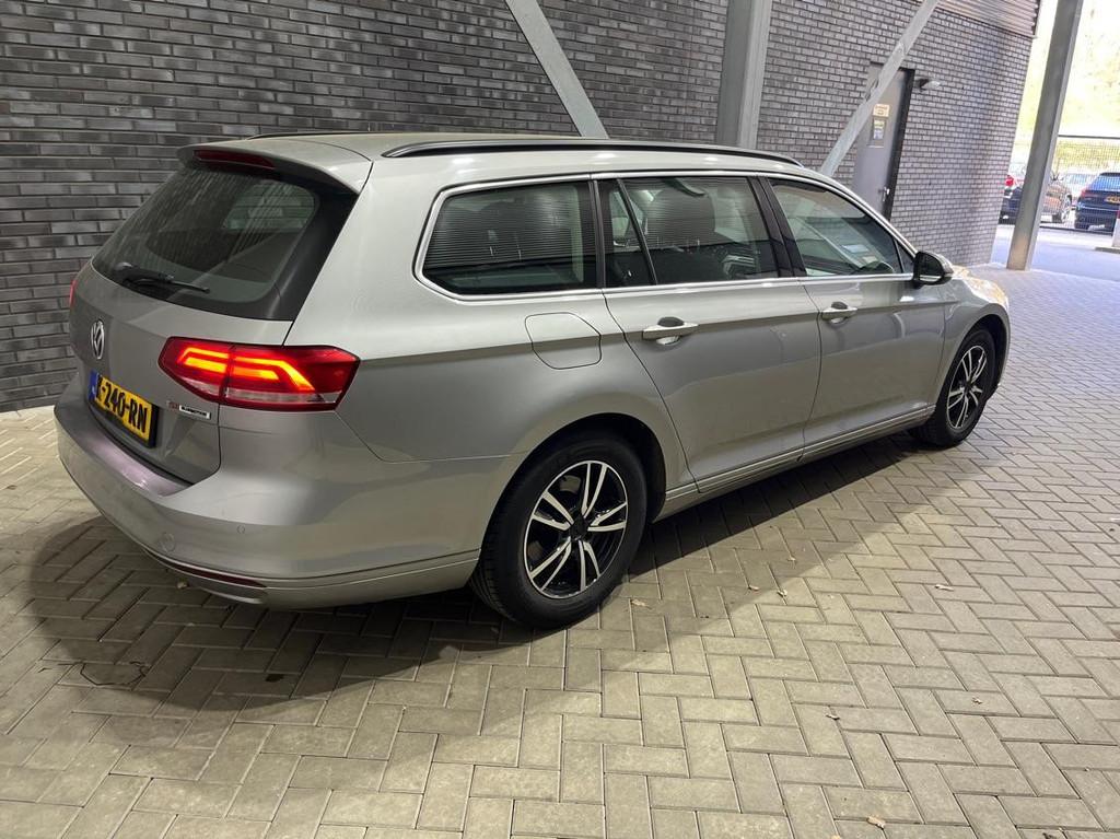 Volkswagen Passat Variant 1.4 TSI ACT Highline | automaat |, Auto's, Volkswagen, Gebruikt, 4 cilinders, 1600 kg, Passat