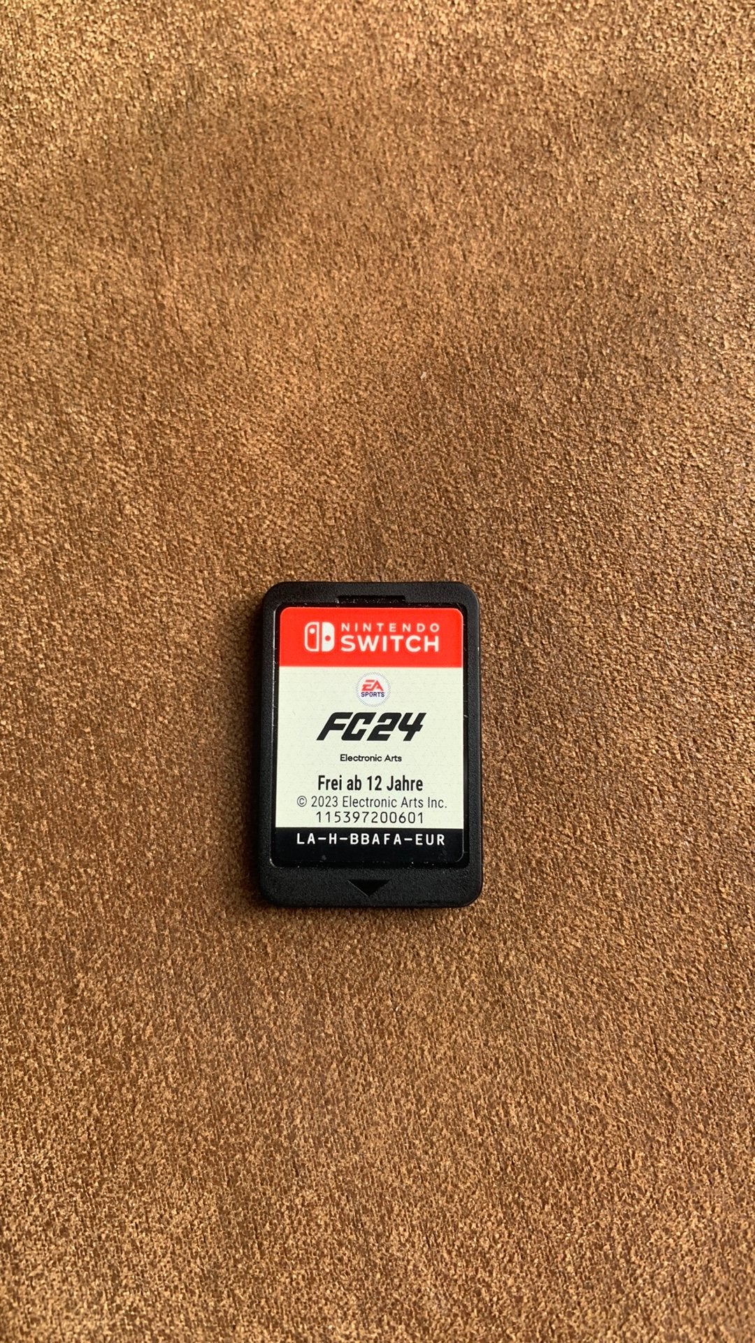 FC24 Voor de Nintendo switch, Verzenden, 1 speler, Zo goed als nieuw, Eén computer