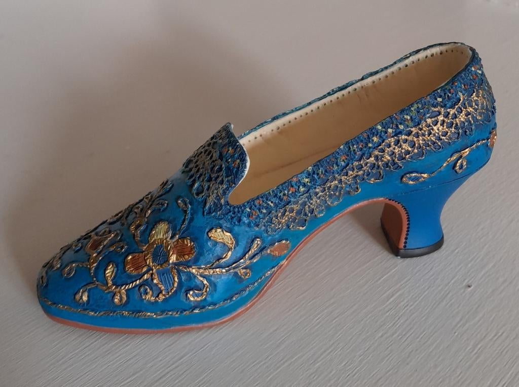 Just the Right Shoe, The Empress, Ophalen of Verzenden, Zo goed als nieuw