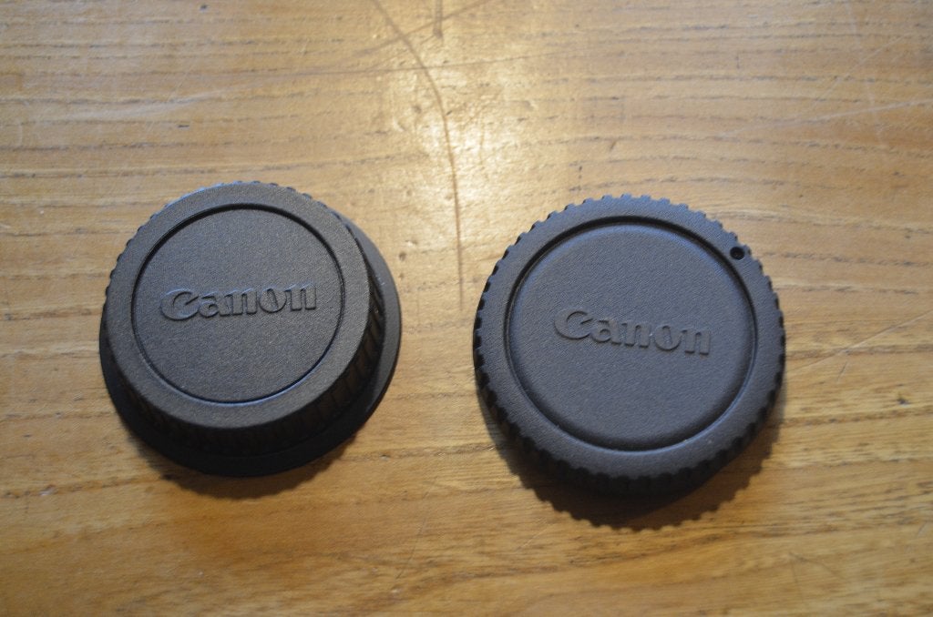 Lens en camera dop Canon ipst, Audio, Tv en Foto, Fotografie | Lenzen en Objectieven, Ophalen of Verzenden, Canon, Lensdoppen
