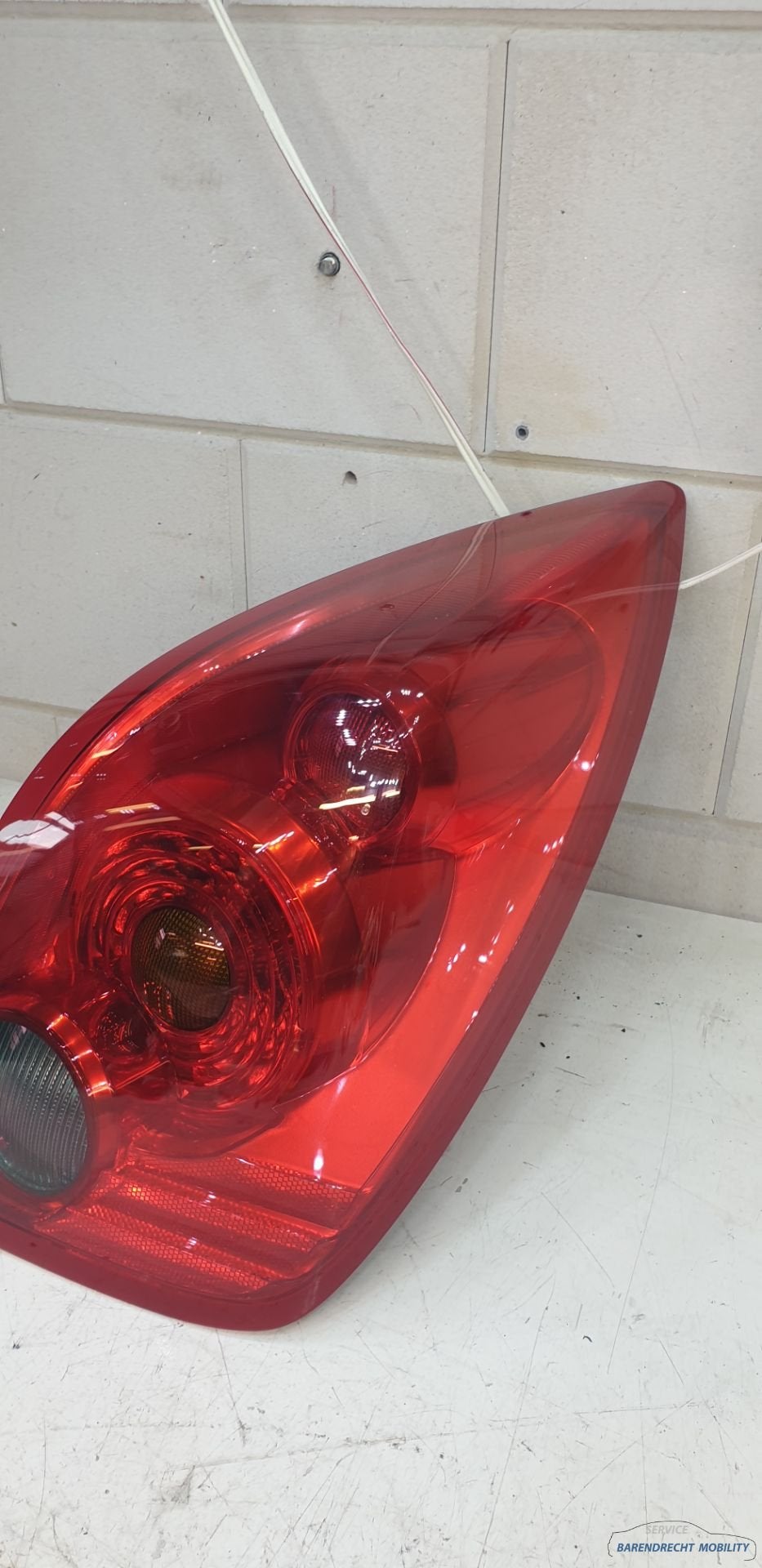 Achterlicht rechts Primera Nissan hatchback 26555AU210 passa, Auto-onderdelen, Takashima 1-chome 1-1
220-8686  Yokohama, Ophalen of Verzenden