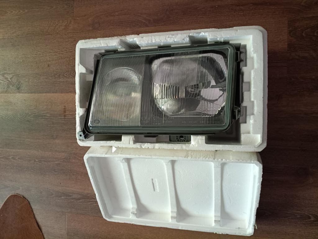 Mercedes W124 Hella schade, Ophalen of Verzenden, Mercedes-Benz