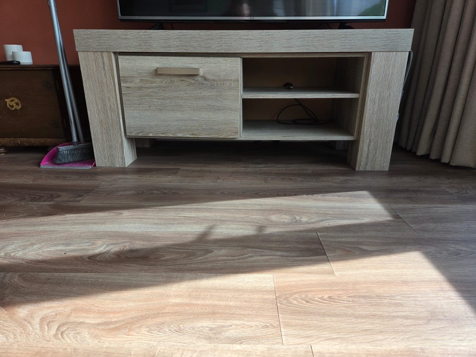 Modern TV-meubel met lade en open vakken, Ophalen, Gebruikt, 100 tot 150 cm, Minder dan 100 cm