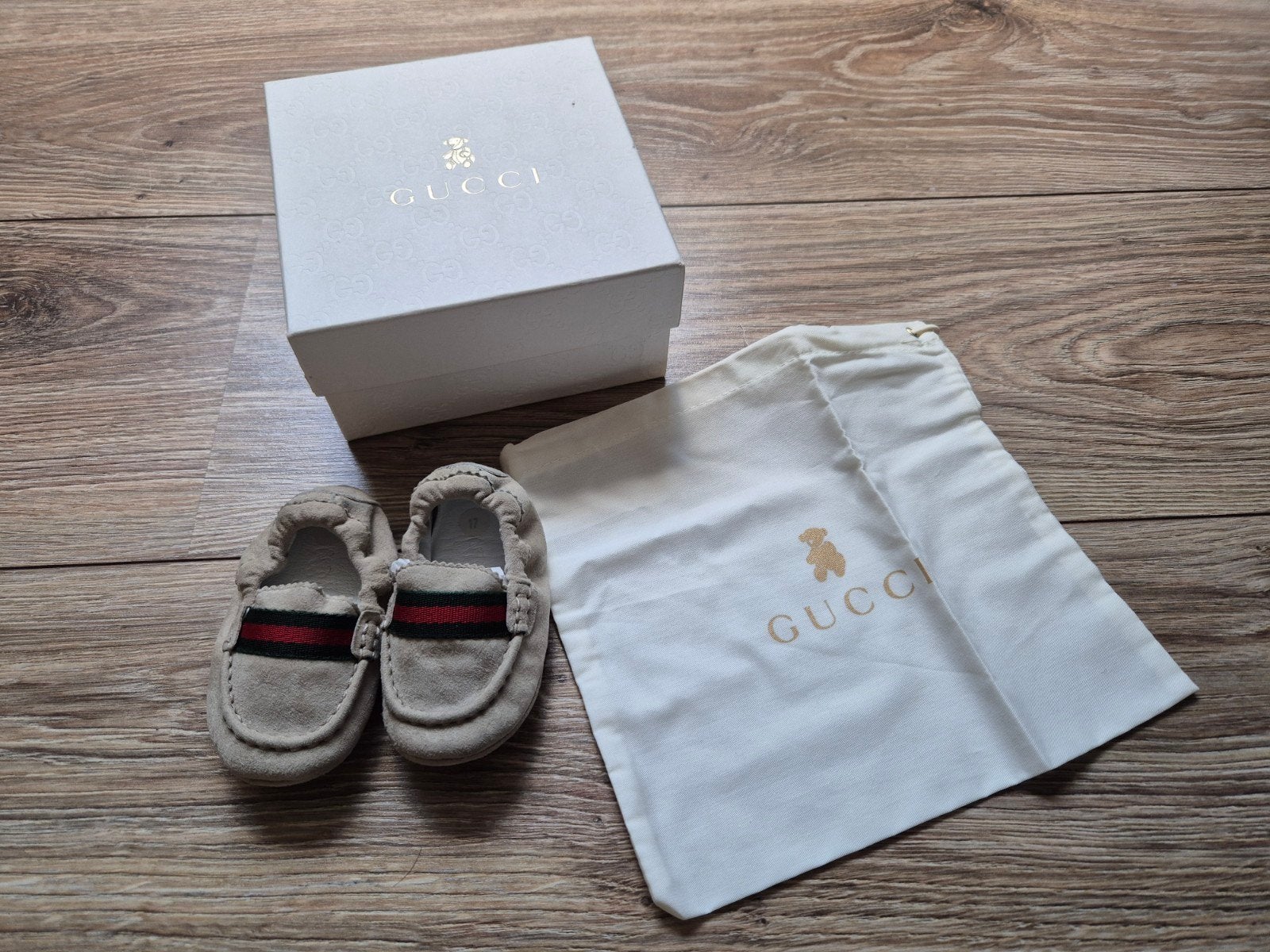 Gucci suède instappers maatje 17, Schoentjes, Gucci, Ophalen of Verzenden, Zo goed als nieuw