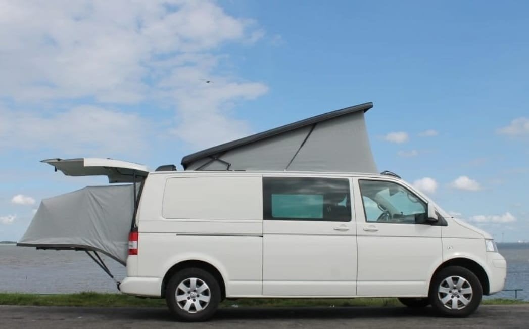 VW busje Volkswagen T5 Campervan, Ophalen, Gebruikt