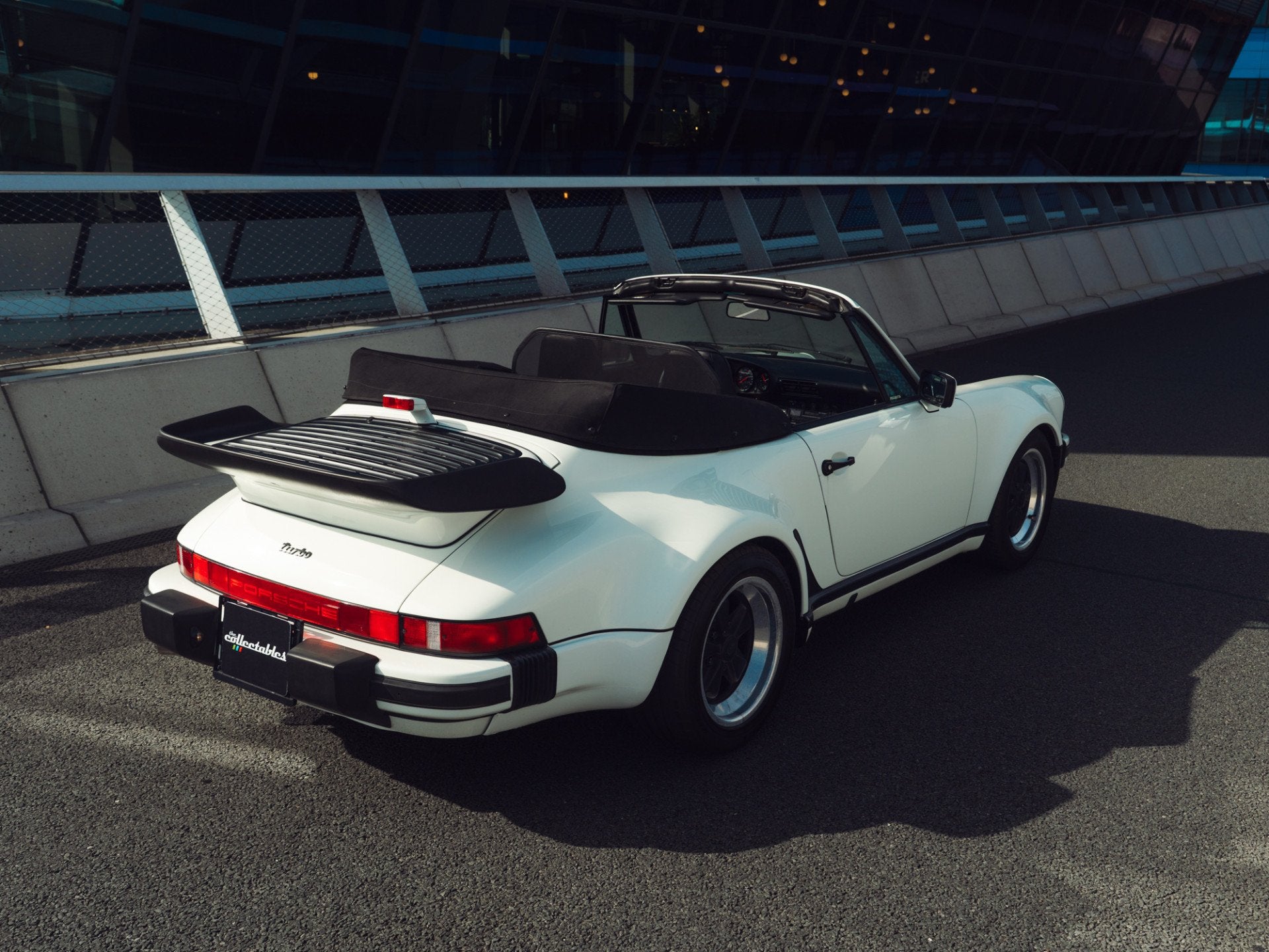 Porsche 911 Cabrio 3.3 Turbo 5-bak (bj 1989), Auto's, Zwart, Cabriolet, Wit, Bedrijf