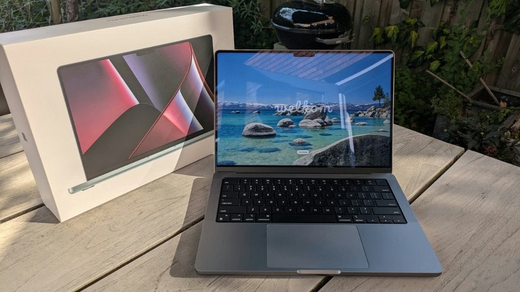 MacBook Pro M2 Pro 12 Core, 19‑core GPU, 32GB ram, 1TB ssd,, 1 TB of meer, Overige groottes, Zo goed als nieuw, 4 Ghz of meer