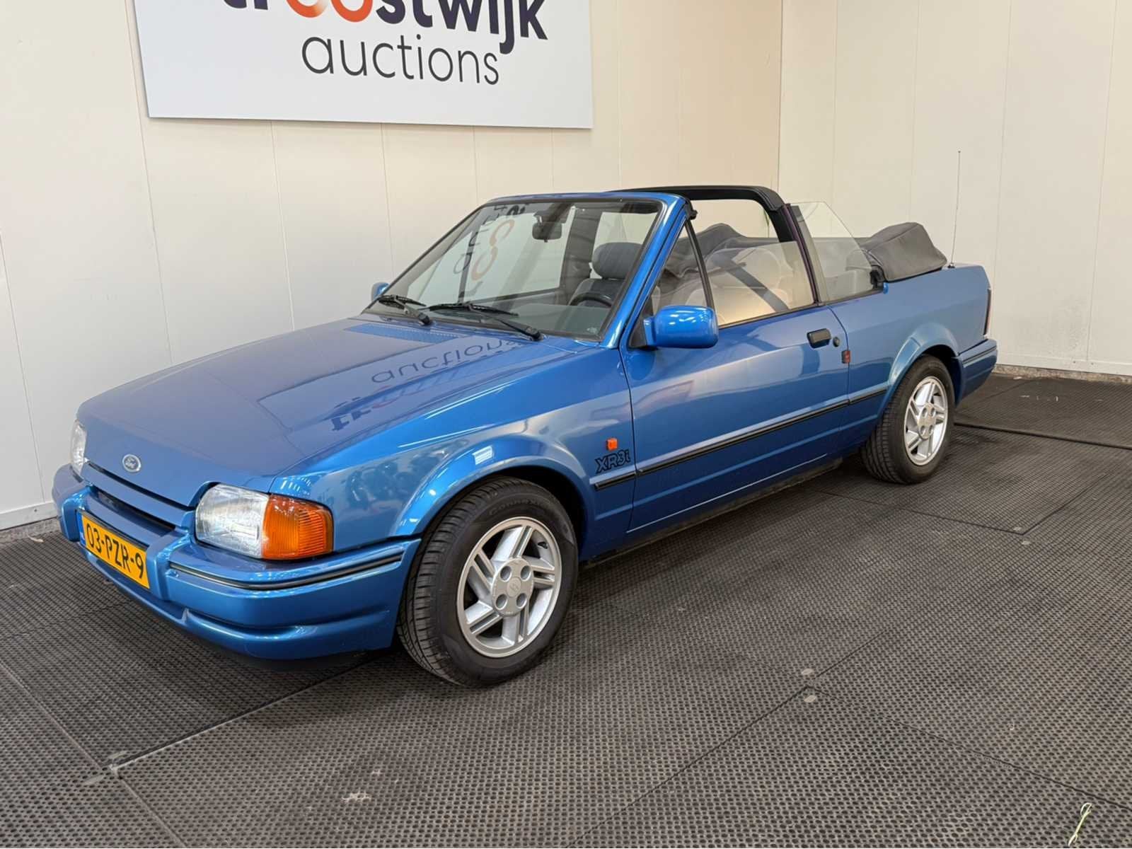 Ford - Escort - Cabrio - 1.6 XR3 Inj. - Personenauto - 1988, Cabriolet, Bedrijf, Ford, Geïmporteerd