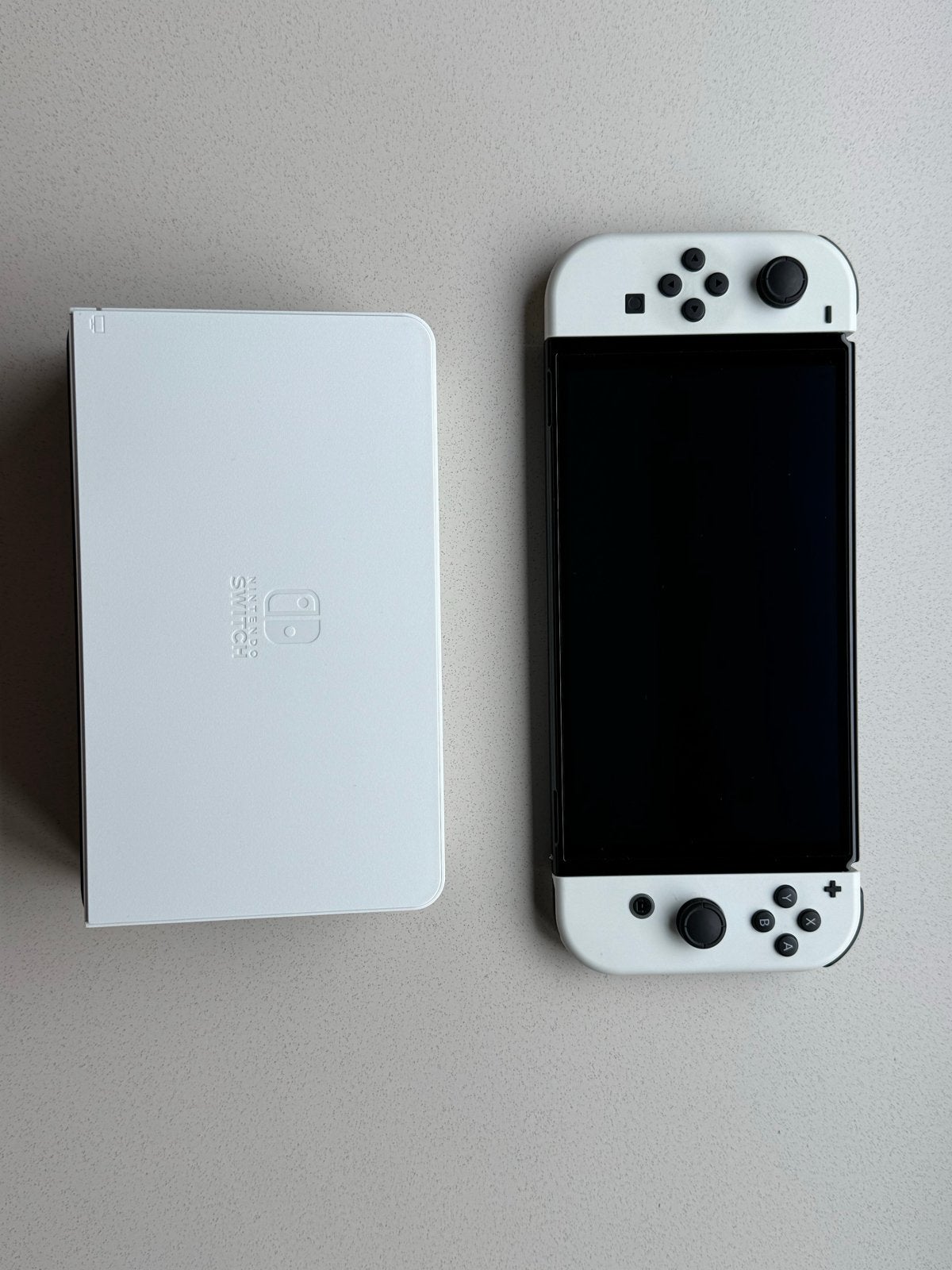 Nintendo Switch OLED - z.g.a.n.