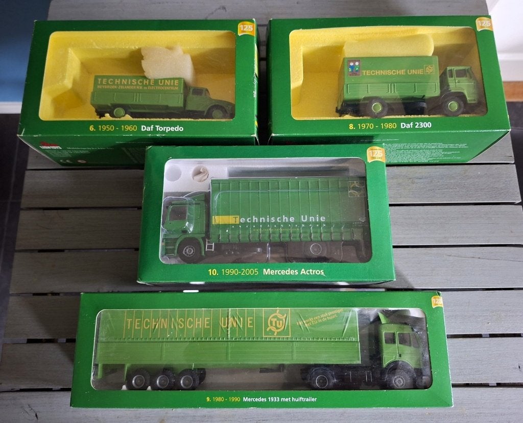 4 x Lion Toys vrachtwagen Technische Unie, Hobby en Vrije tijd, Ophalen of Verzenden, Zo goed als nieuw, Bus of Vrachtwagen, Lion Toys