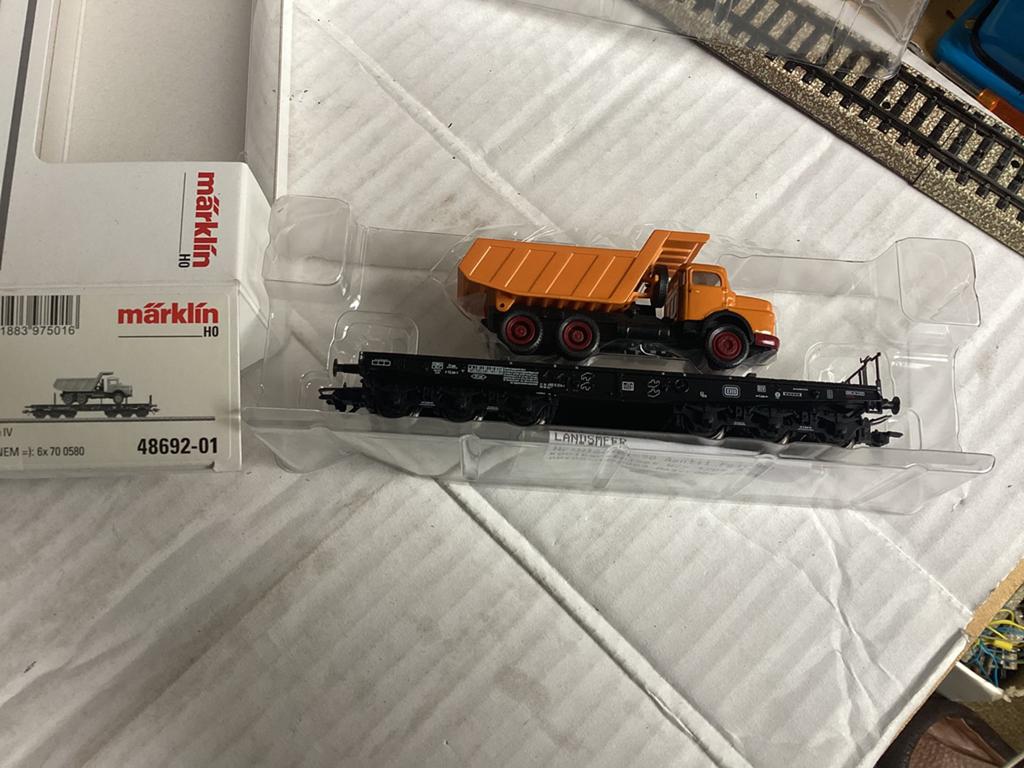 Marklin 48692-01 DBzwaartransportwagen beladen met schuco MB, Wisselstroom, Ophalen of Verzenden, Märklin, Nieuw