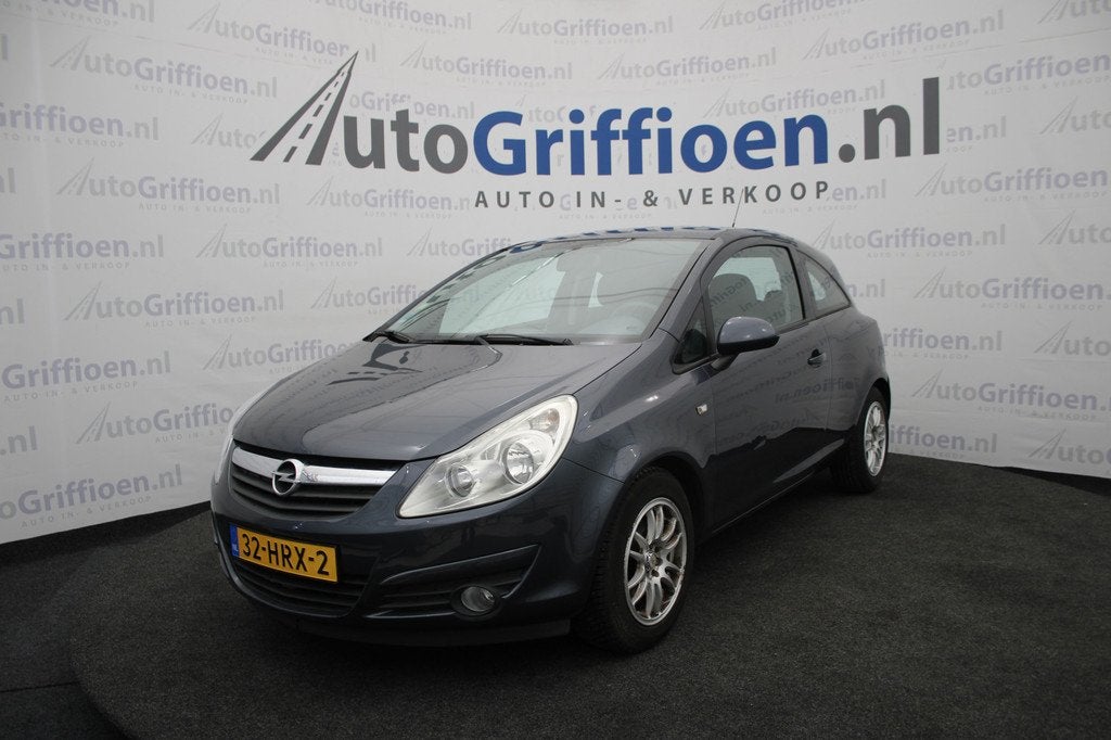 Opel Corsa 1.2-16V Enjoy nette 3-deurs met airco (bj 2009), Auto's, Opel, Voorwielaandrijving, 450 kg, Zwart, 82 pk