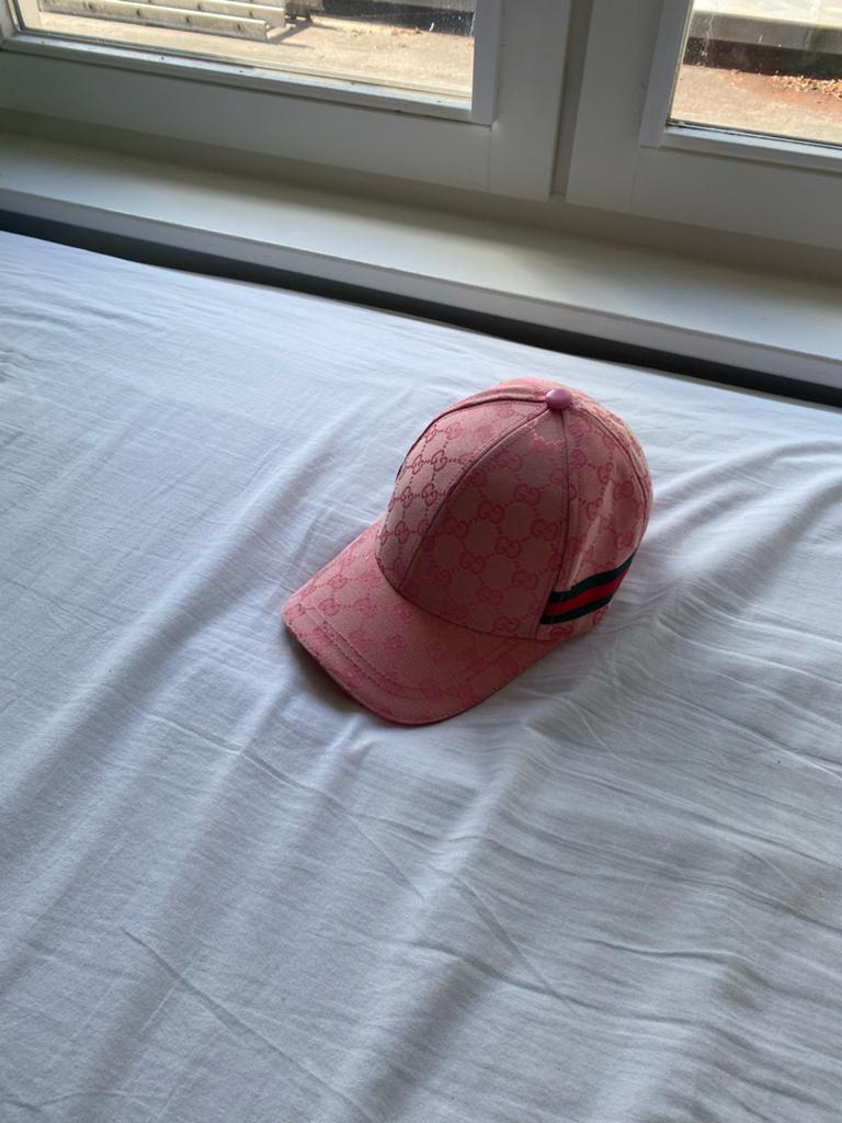 Gloednieuwe roze Gucci zomer pet, Kinderen en Baby's, Kinderkleding | Petten en Hoeden, Ophalen of Verzenden, Zo goed als nieuw