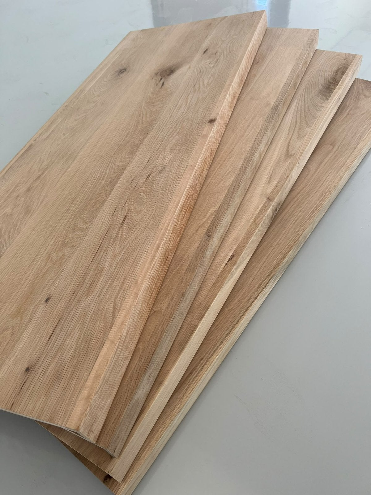 Nieuwe eiken traprenovatieset zonder anti-slip!, Doe-het-zelf en Verbouw, Ophalen, Nieuw, Hout, 20 tot 50 mm