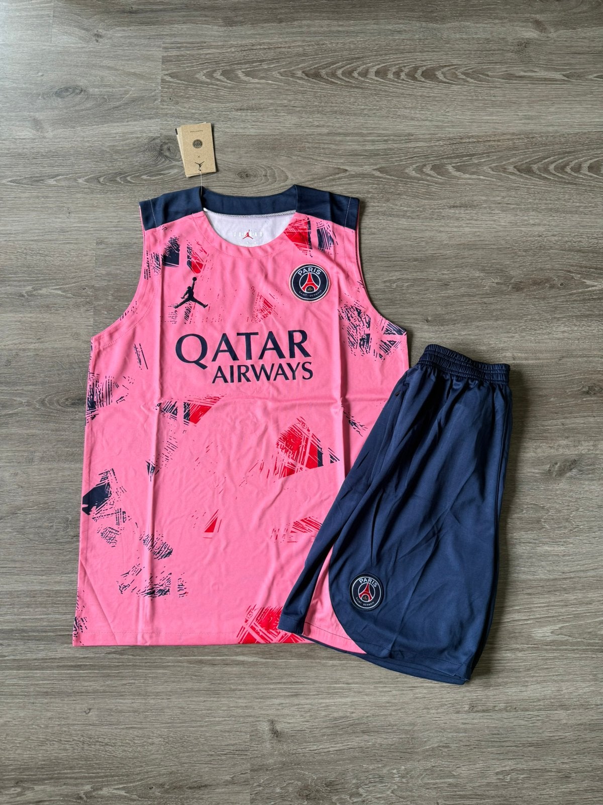 PSG zomer trainingsset maat L, Maat L, Ophalen of Verzenden, Zo goed als nieuw, Trainingspak