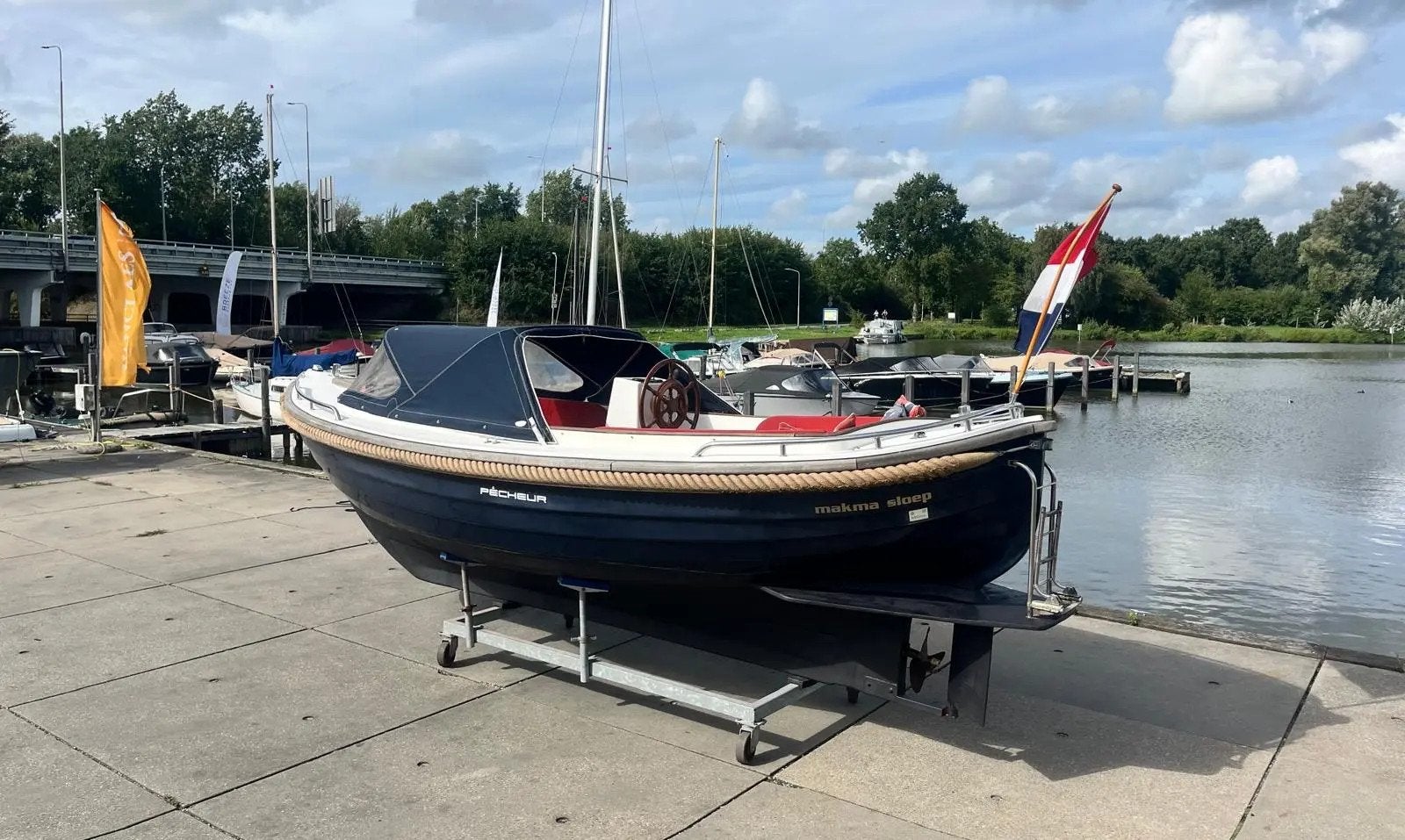 Makma pecheur Yanmar 29pk koopje € 14.950,-