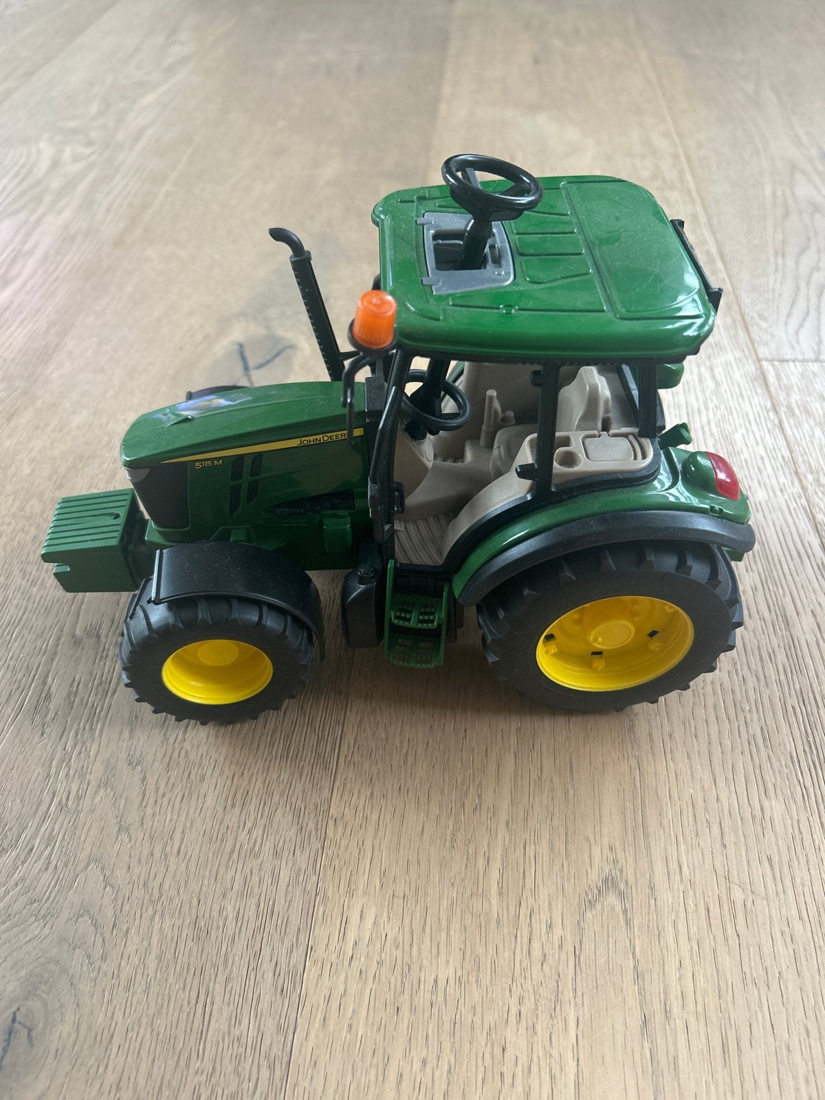 John Deere 5115M Speelgoed Tractor - Groen, Ophalen, Gebruikt